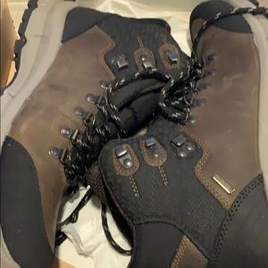 alpine design men's picco waterproof hiking boots